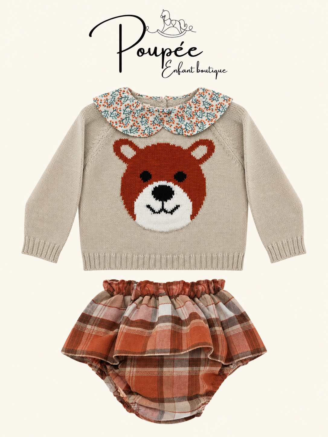 Completo bimba Yoedu con maglioncino orsetto, colletto floreale e culotte tartan con volant